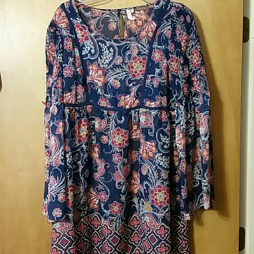 Red camel size large